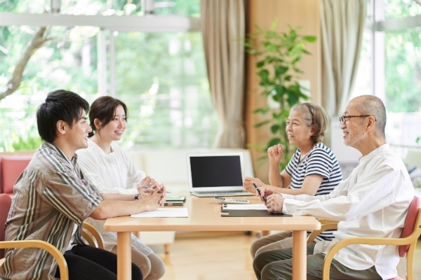 子どもにお金を残す方法！知っておくと便利な相続税対策と注意点を解説