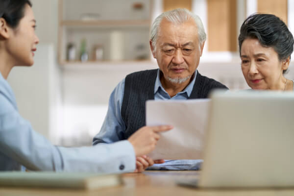 60代からの不動産投資は「やめとけ」の理由とおすすめの投資方法